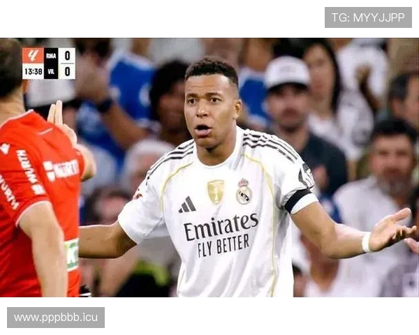 西甲半场焦点：巴德红牌险些伤害球队 姆巴佩单刀失良机 皇马0-0塞维利亚